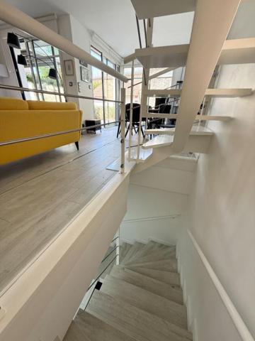 Maison contemporaine d'exception, emplacement premium, vendue meublée, à pied de la Place du marché et des commerces, 5 chambres LA BAULE