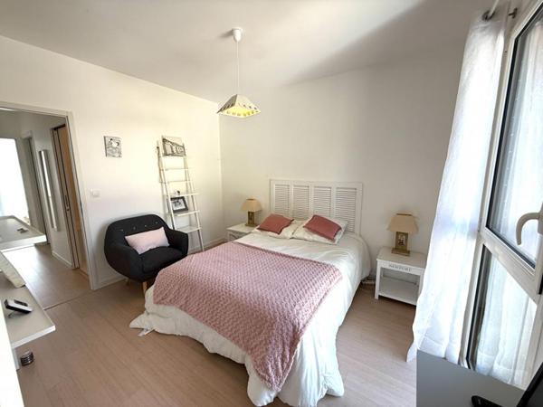 Maison contemporaine d'exception, emplacement premium, vendue meublée, à pied de la Place du marché et des commerces, 5 chambres LA BAULE