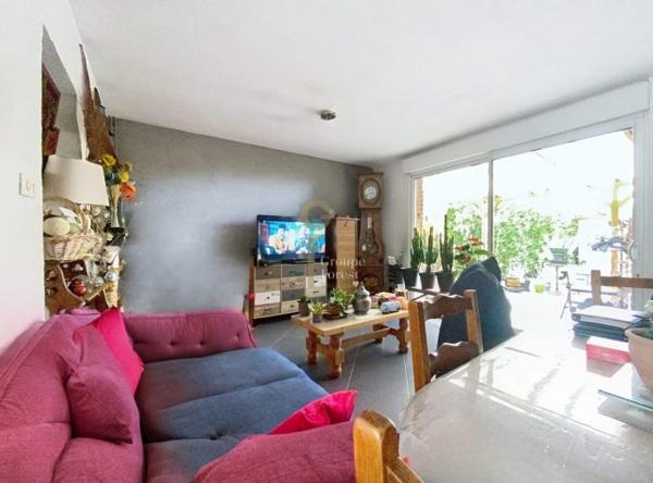 Maison mitoyenne 1 côté Comines Secteur Linselles-Vallée Lys 85 m²