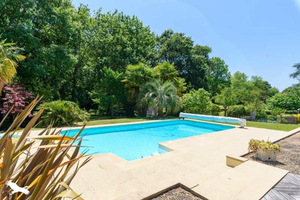 Maison à vendre 399 999 € Hagetmau 6 p 184 m² DPE C