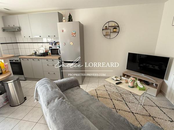 Immeuble composé de 2 logements : type T2  et T3