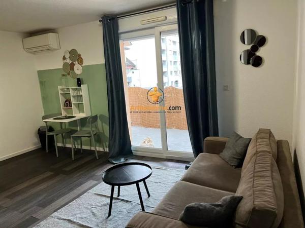 Vente                                                      Appartement
                        
                     1 pièces                      25 m2                     à Lourdes