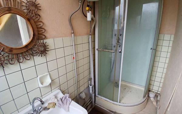 Immeuble à vendre    6 pièces •  Saint-Dié-des-Vosges