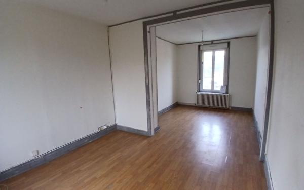 Immeuble à vendre    6 pièces •  Saint-Dié-des-Vosges