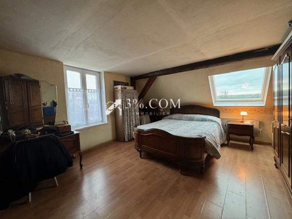 3%COM Appartement F4 avec 3 chambres au centre de Hochfelden  Hochfelden (67270)