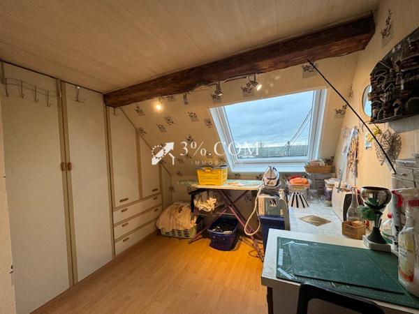 3%COM Appartement F4 avec 3 chambres au centre de Hochfelden  Hochfelden (67270)