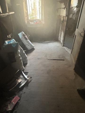 A VENDRE MAISON A RENOVER VUE SUR LA VALLEE