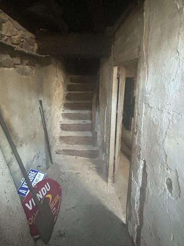 A VENDRE MAISON A RENOVER VUE SUR LA VALLEE