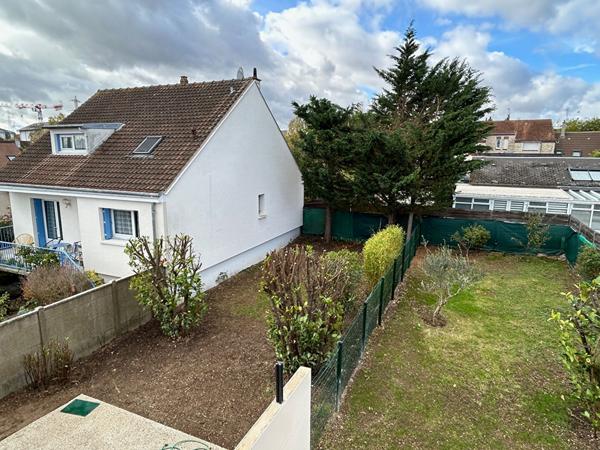 Maison Location avec jardin et garage  Luisant 85M²