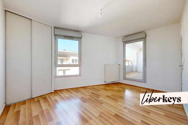Appartement T4 lumineux de 90m² - Dernier étage avec 2 terrasses -  Coeur quartier Vaise
