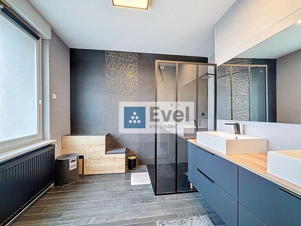 Maison 132 m² - 4 chambres - piscine