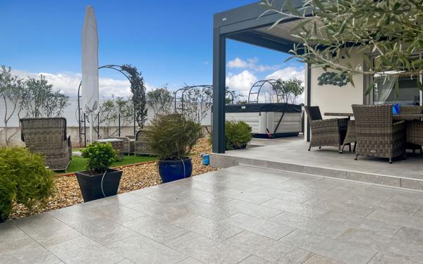 Maison à vendre    4 pièces •  Marseillan