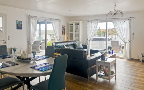 Maison à vendre    4 pièces •  Marseillan