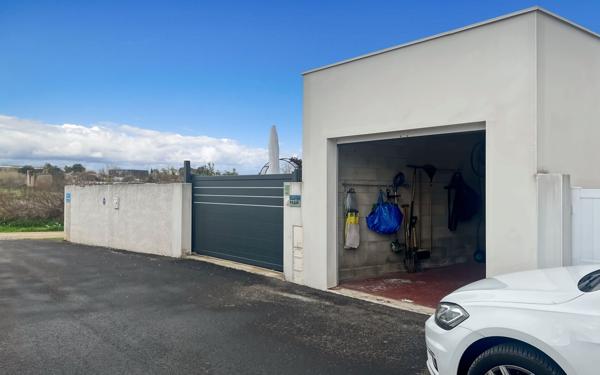 Maison à vendre    4 pièces •  Marseillan