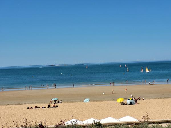 Vue mer exceptionnelle, appartement 2 chambres, à deux pas du Casino de Pornichet,  
Pornichet 44380