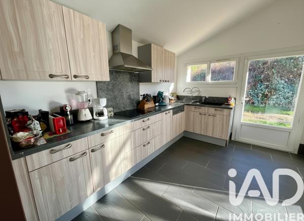 Maison à vendre 5 pièces 99 m² Aigues-Vives