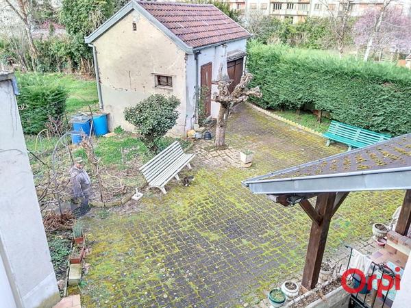 Maison à vendre    5 pièces •  Montluçon