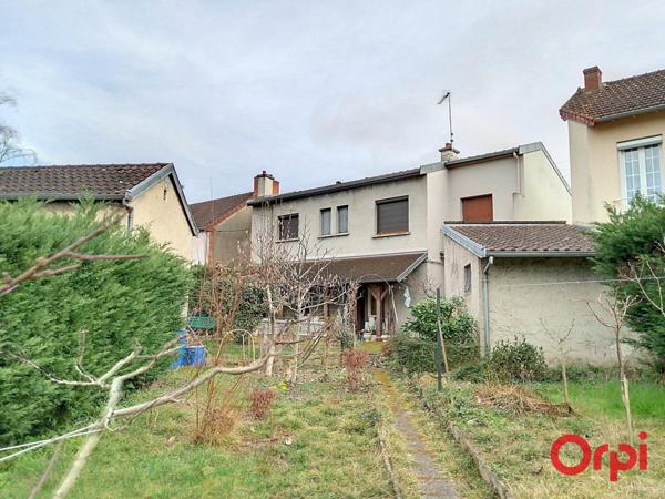 Maison à vendre    5 pièces •  Montluçon