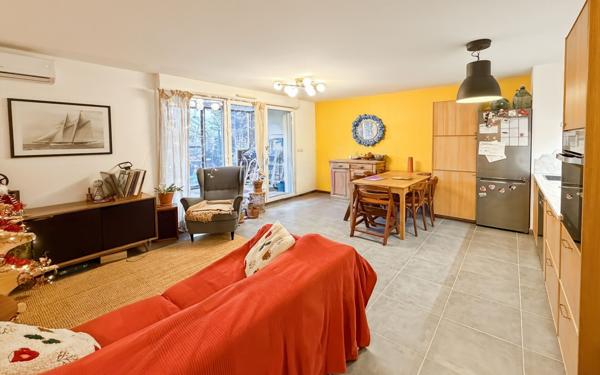 Appartement à vendre    3 pièces • 63 m2 Martigues