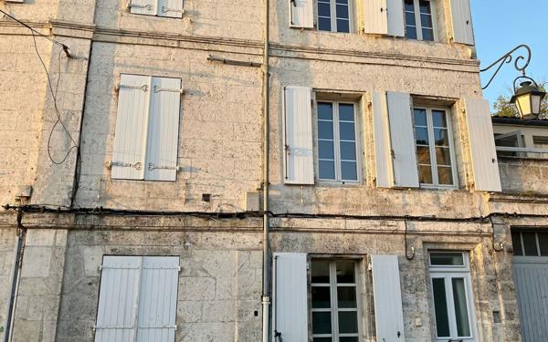 Maison à vendre    6 pièces •  Angoulême