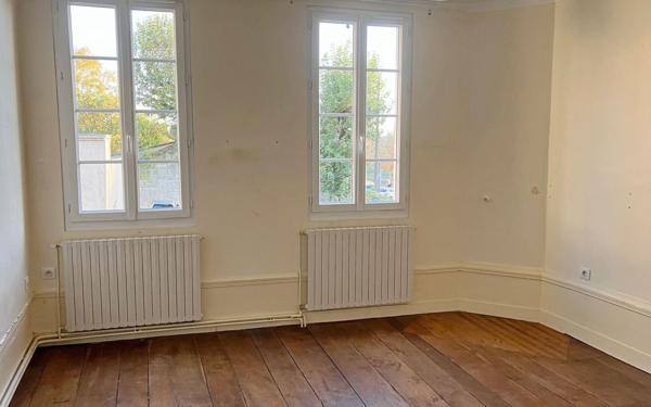 Maison à vendre    6 pièces •  Angoulême