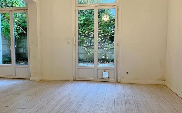 Maison à vendre    6 pièces •  Angoulême