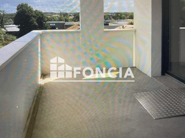 Location Appartement 5 pièces 85.5 m² - 12 RUE JEAN ZAY Lormont 33310
