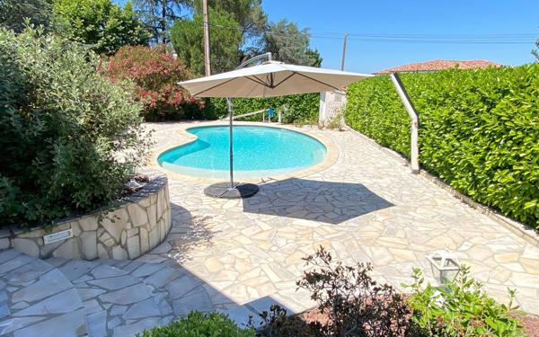 Maison à vendre    4 pièces •  Lacourt-Saint-Pierre