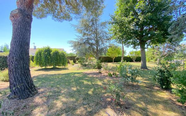 Maison à vendre    4 pièces •  Lacourt-Saint-Pierre