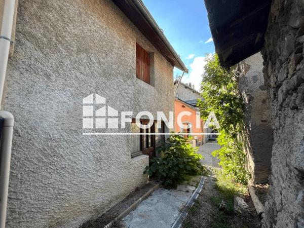 À vendre Maison 7 pièces 170 m² - La Salle-les-alpes 05240