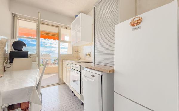 Appartement à vendre    2 pièces • 24,34 m2 Cagnes-sur-Mer