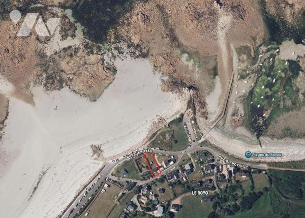 Maison à vendre à Trévou-Tréguignec (22660), rue du Royau.
Vue mer et plage a 20 mètres !

L...