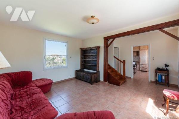 Maison à vendre à Trévou-Tréguignec (22660), rue du Royau.
Vue mer et plage a 20 mètres !

L...