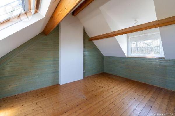 Maison à vendre à Trévou-Tréguignec (22660), rue du Royau.
Vue mer et plage a 20 mètres !

L...