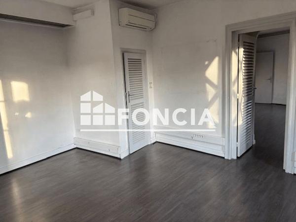 Location Local commercial 6 pièces 145.7 m² - BATIMENT A Toulouse 31300