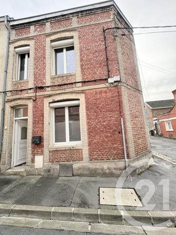 Maison à vendre  5 pièces - 123,20 m2 ST QUENTIN - 02