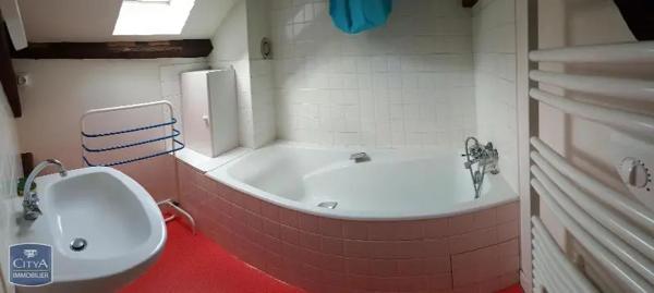 Appartement à louer 2 pièces 63.23m²