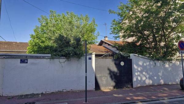 Appartement 1 pièce                                        - 69200 Vénissieux Réf : 5068