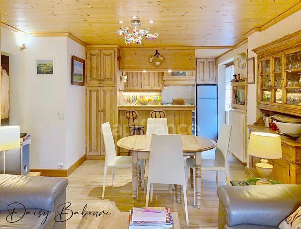 Chalet à vendre 240 m² MEGEVE (74)