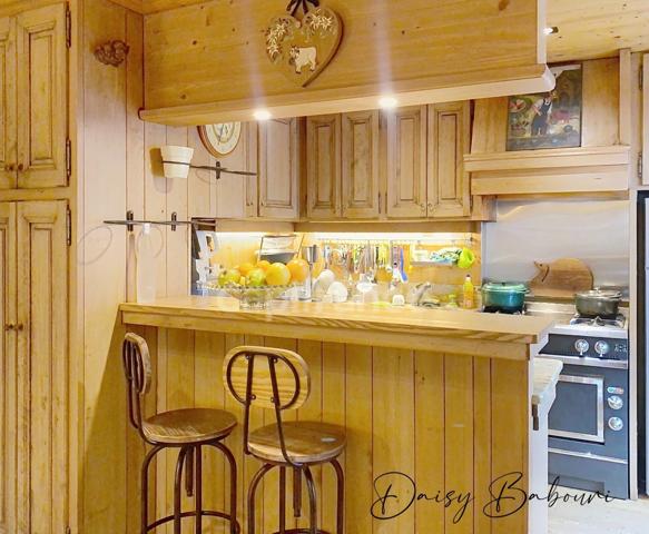 Chalet à vendre 240 m² MEGEVE (74)