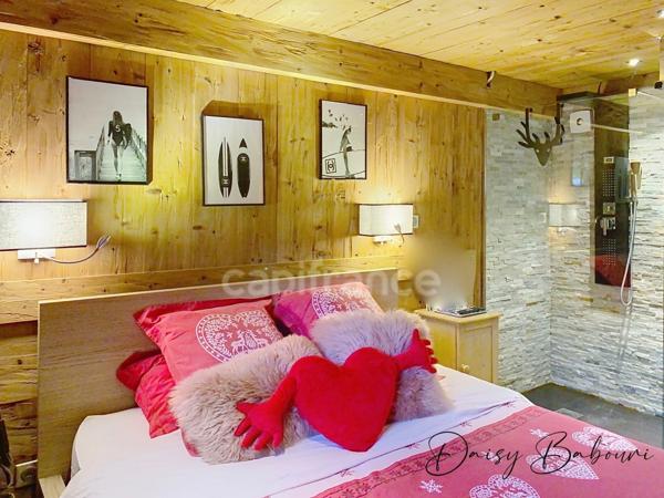 Chalet à vendre 240 m² MEGEVE (74)