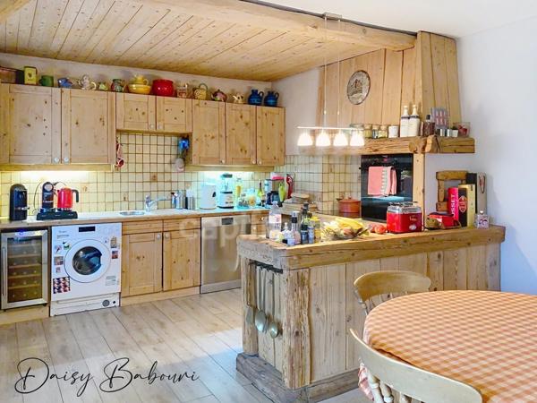 Chalet à vendre 240 m² MEGEVE (74)