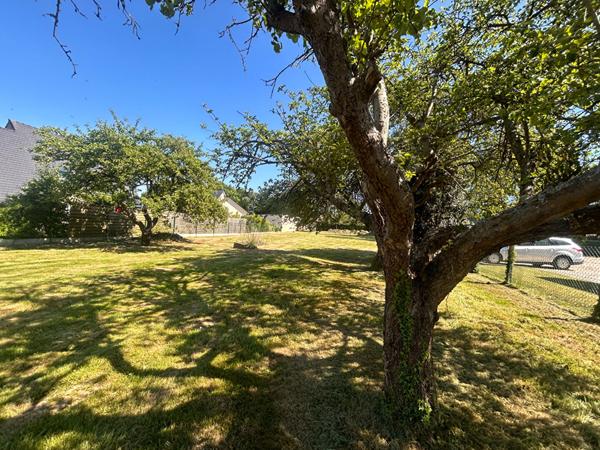 terrain constructible - 530m²- plat - centre essarts - sans vis à vis