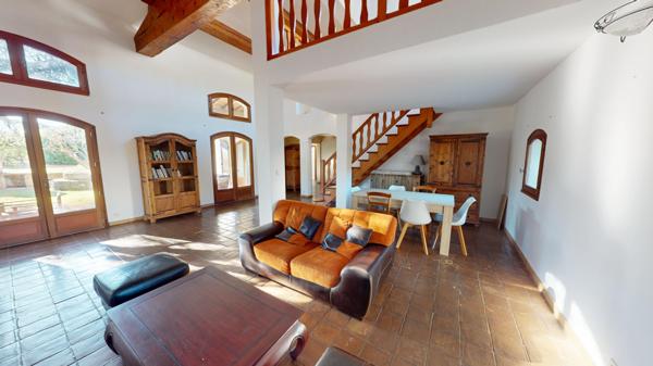 Ganges (34190) Villa style hacienda T5 avec Terrain paysagé et Piscine