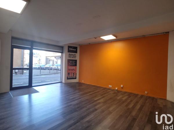 Location atelier 194 m² Digne-les-Bains