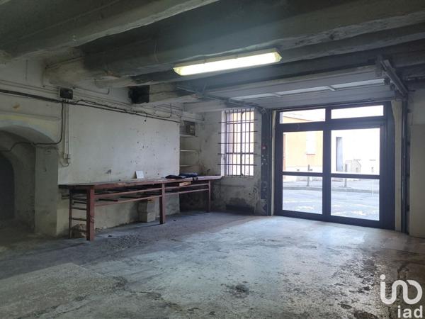 Location atelier 194 m² Digne-les-Bains