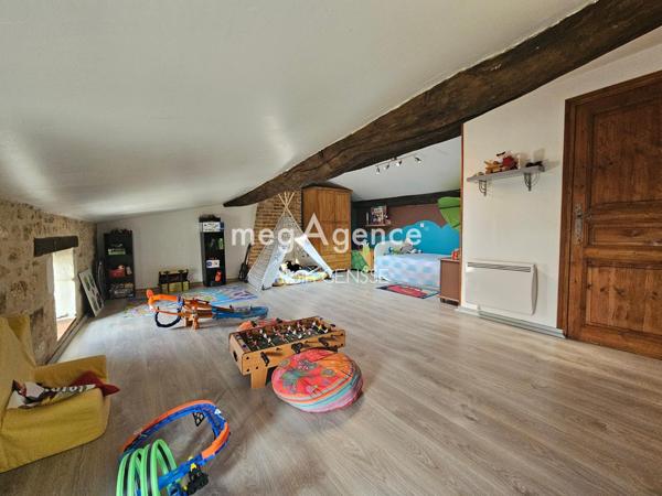 Maison à Rochefort, 17300 - 6 pièces 202m²