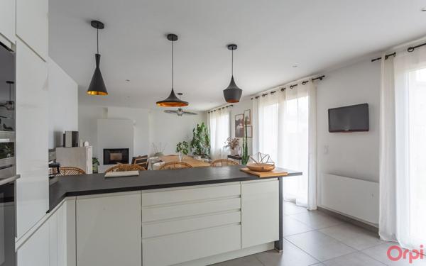 Maison à vendre    7 pièces • 167 m2 Sainte-Geneviève-des-Bois