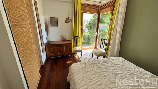 A vendre à ERDEVEN -Maison d'architecte à 1.2 km des plages