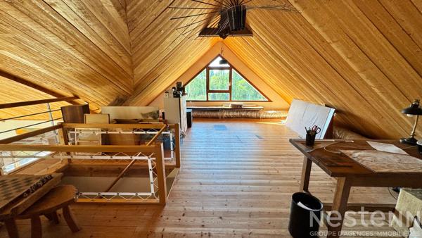 A vendre à ERDEVEN -Maison d'architecte à 1.2 km des plages